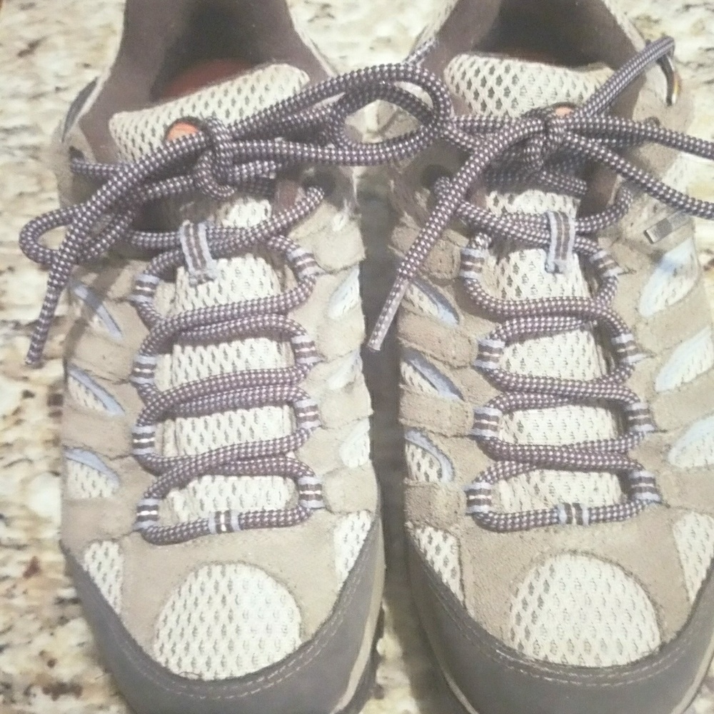Merrill hiking shoes